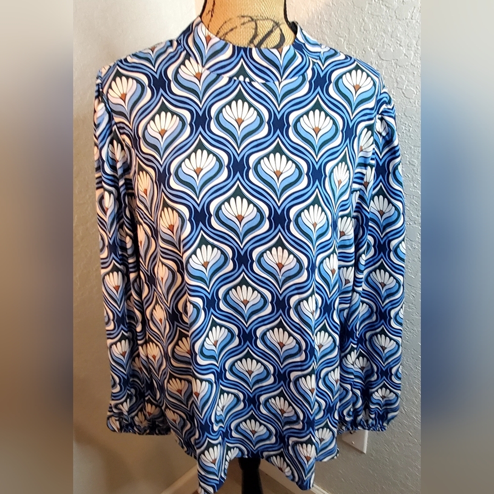Ann Taylor Factory Navy and White Blouse
